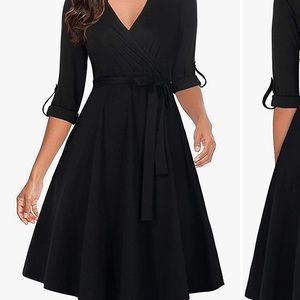 Women's black Midi Wrap Dress with Pockets size M